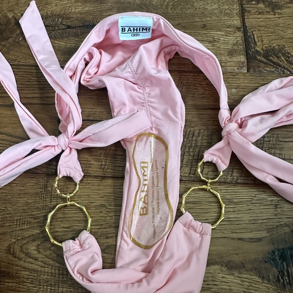 Bahimi Bikini set. Small top xs  cheeky bottom - Picture 6 of 7